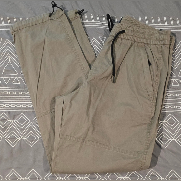 Abercrombie Men's Khaki Joggers Size Small - Picture 1 of 11